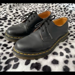 Dr. Martens 1461 women’s shoes